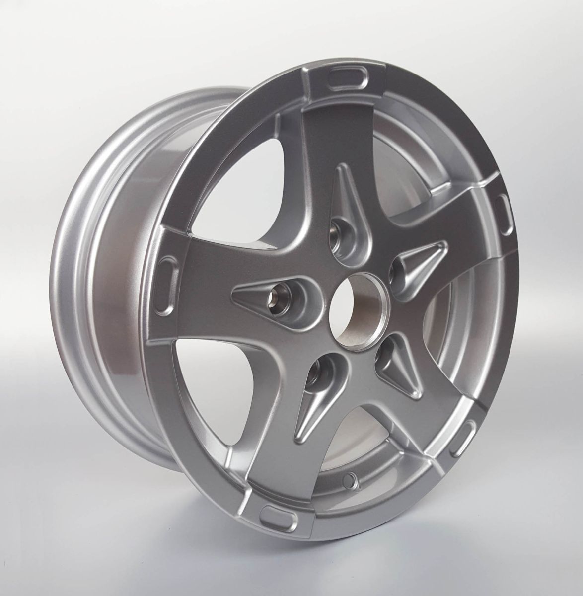 Alu-Felge 13", 6Jx13H2, 5/67/112, ET 30, 900 kg Alu-Felge 13", 6Jx13H2, 5/67/112, ET 30, 900 kg