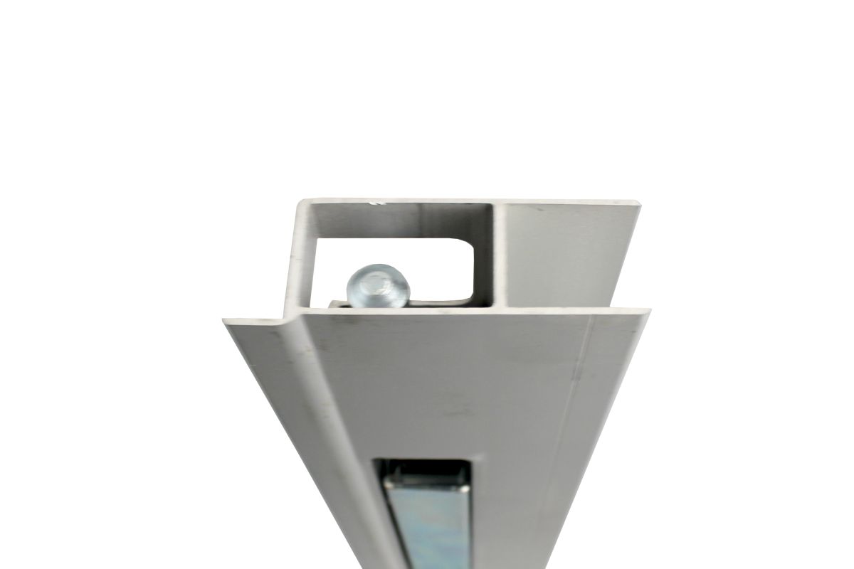 Einfass-Bordwandverschluss, links, 410 mm hoch m. Anschlag, Sicherung oben, Aluminium eloxiert